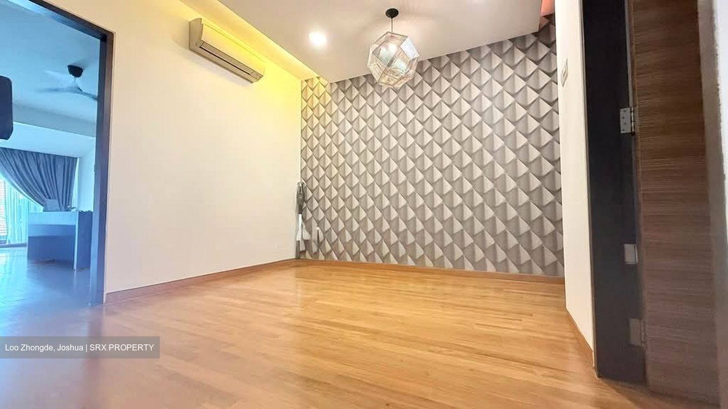 Highland Road (D19), Terrace #580152461